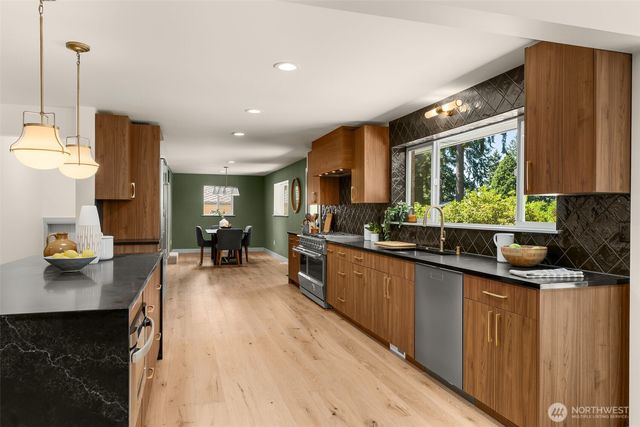 13237 8th Avenue NW, Seattle, WA 98177