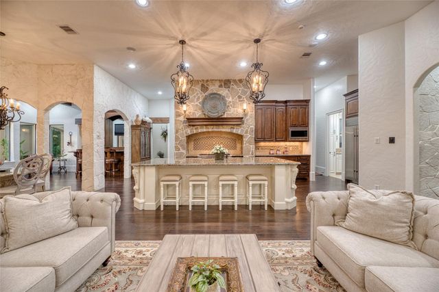 1123 Grand Estates Drive, Richmond, TX 77469