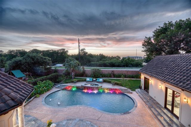 1123 Grand Estates Drive, Richmond, TX 77469