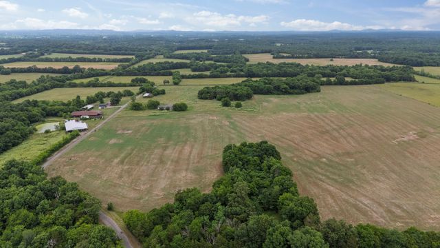 2784 Darnell Rd, Lewisburg, TN 37091