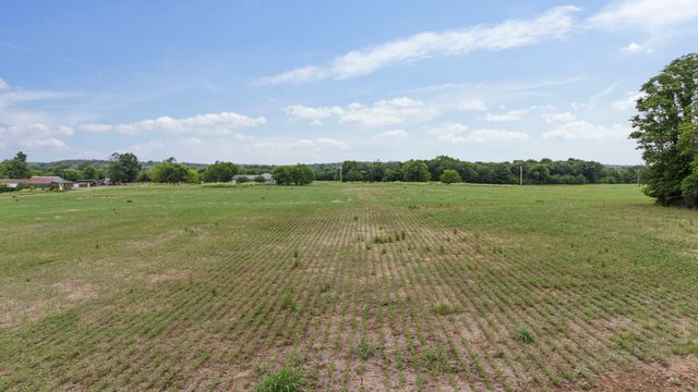 2784 Darnell Rd, Lewisburg, TN 37091