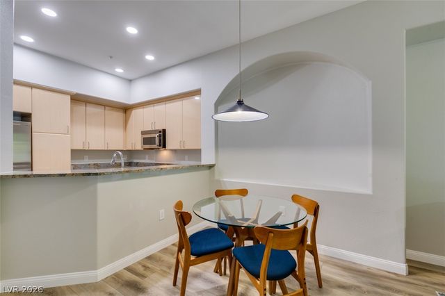 50 East Serene Avenue 105, Las Vegas, NV 89123
