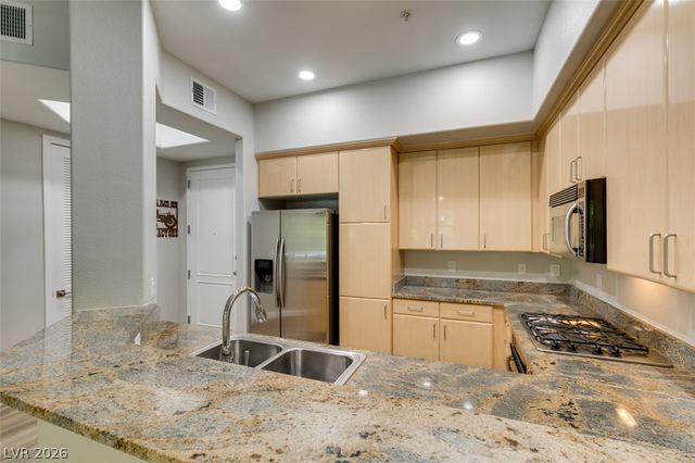 50 East Serene Avenue 105, Las Vegas, NV 89123