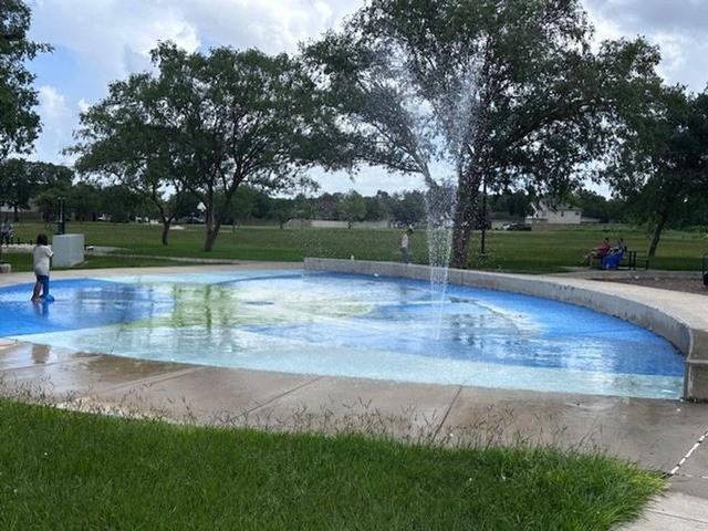 4034 Curly Oaks Drive, Houston, TX 77053