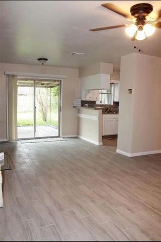 4034 Curly Oaks Drive, Houston, TX 77053