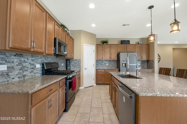 3125 S Open Range Way, Tucson, AZ 85713