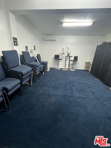 9815 S Vermont Avenue, Los Angeles, CA 90044