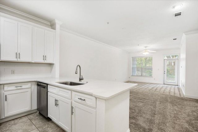 167 SE Brooks Street 102, Fort Walton Beach, FL 32548