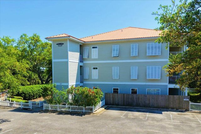 167 SE Brooks Street 102, Fort Walton Beach, FL 32548