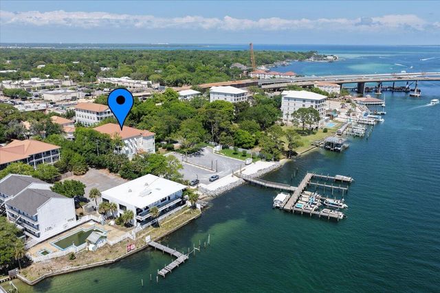 167 SE Brooks Street 102, Fort Walton Beach, FL 32548