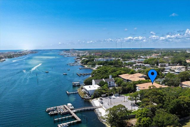 167 SE Brooks Street 102, Fort Walton Beach, FL 32548