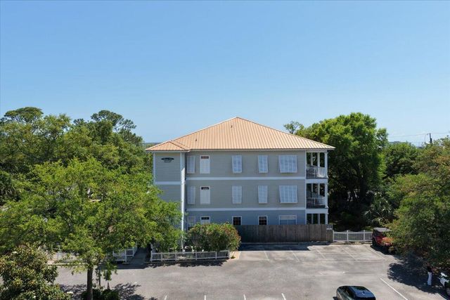167 SE Brooks Street 102, Fort Walton Beach, FL 32548