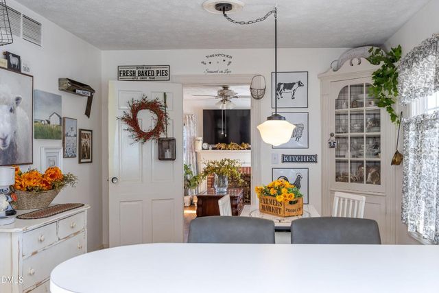 506 W Clinton Street, Roseboro, NC 28382