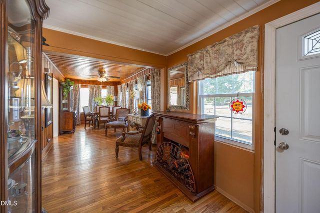 506 W Clinton Street, Roseboro, NC 28382