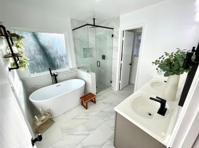 1811 Tickner Street, Conroe, TX 77301