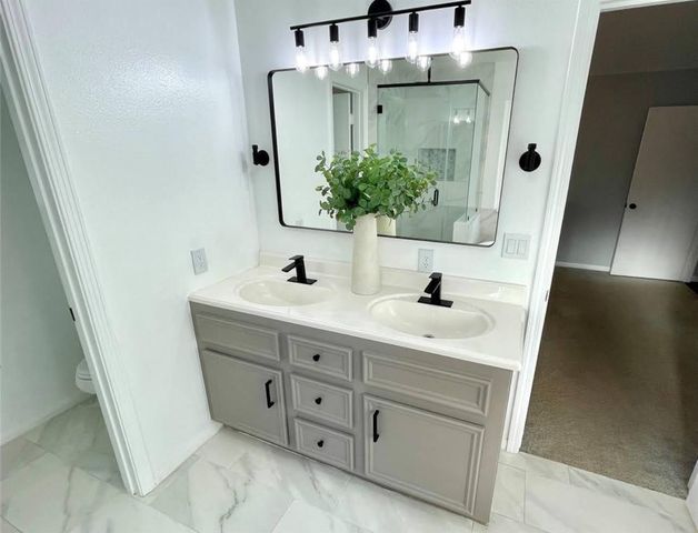 1811 Tickner Street, Conroe, TX 77301