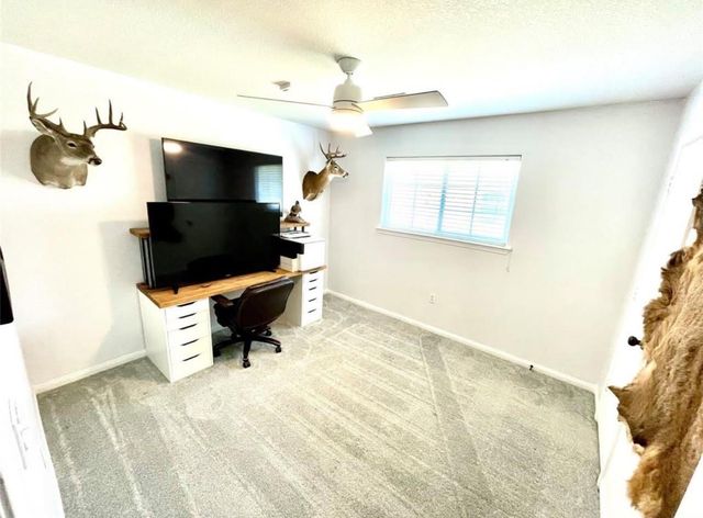 1811 Tickner Street, Conroe, TX 77301