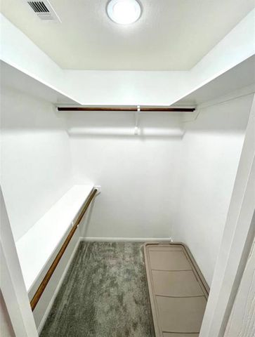 1811 Tickner Street, Conroe, TX 77301