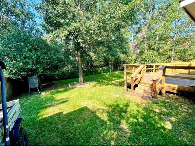 1811 Tickner Street, Conroe, TX 77301