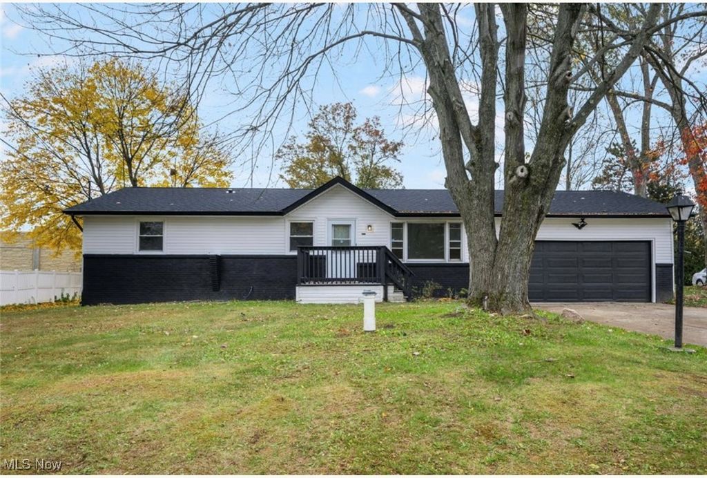 2057 Darnell Drive, Coventry, OH 44319