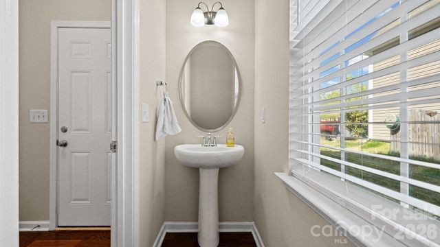 6907 Agnew Drive, Charlotte, NC 28273