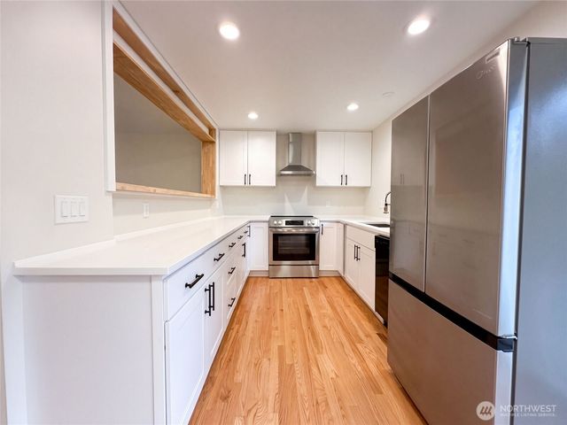 11245 12th Avenue S, Seattle, WA 98168