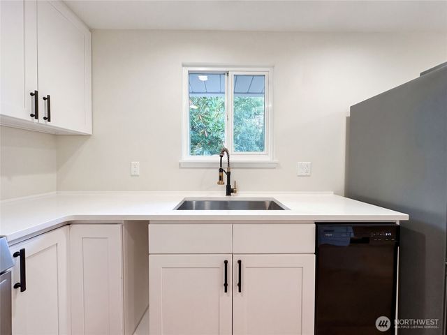 11245 12th Avenue S, Seattle, WA 98168