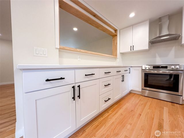 11245 12th Avenue S, Seattle, WA 98168