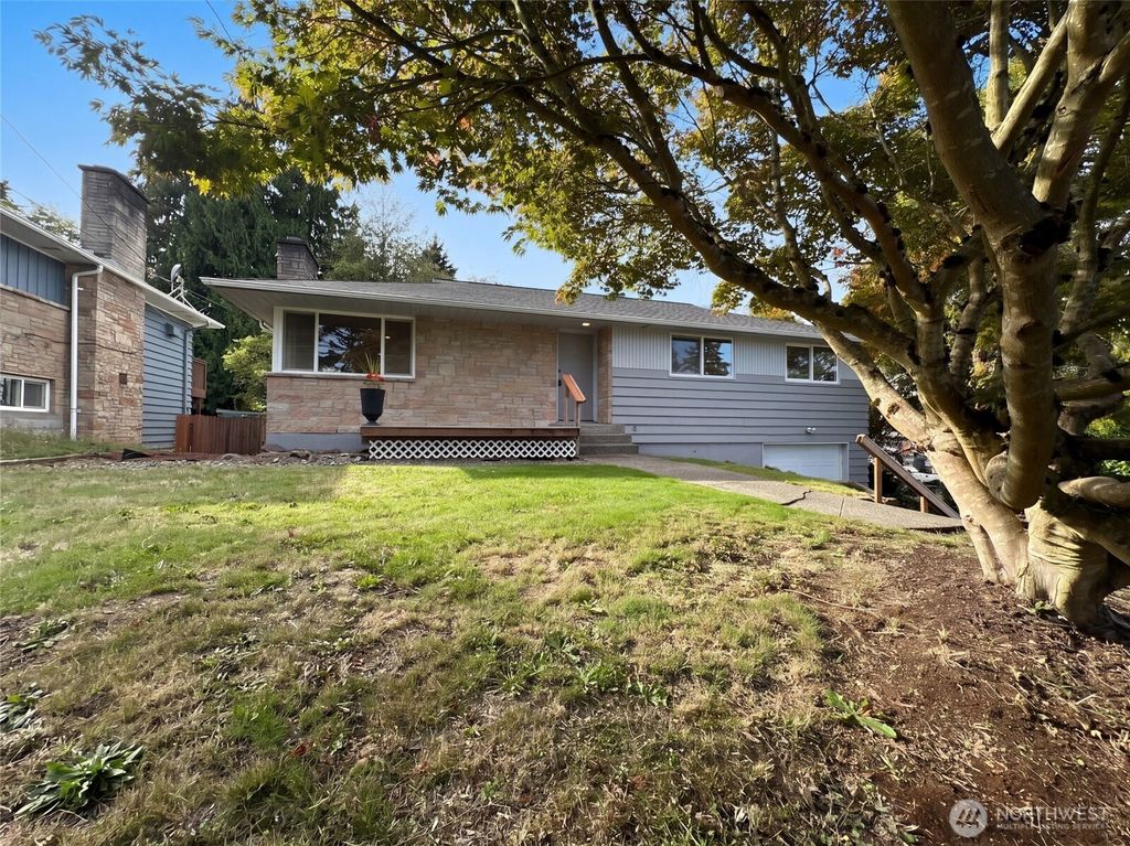 11245 12th Avenue S, Seattle, WA 98168
