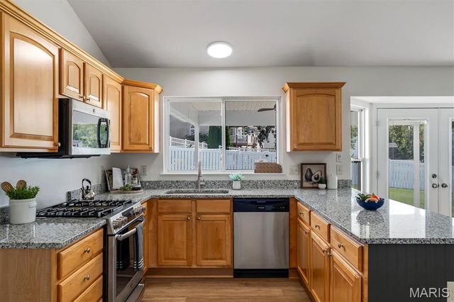 104 Coppersmith Court, St Charles, MO 63301