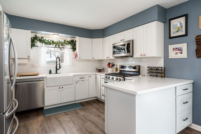 1517 Minns Drive, Machesney Park, IL 61115