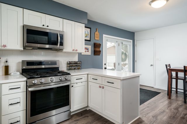 1517 Minns Drive, Machesney Park, IL 61115