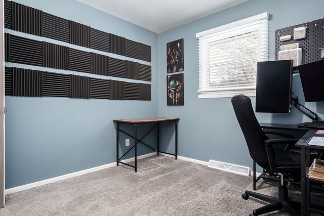 1517 Minns Drive, Machesney Park, IL 61115