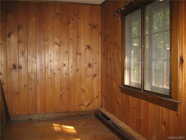 441 Hollow Road, Glen Spey, NY 12737