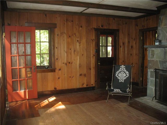 441 Hollow Road, Glen Spey, NY 12737