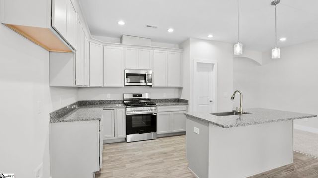 128 Estateside Drive, Anderson, SC 29621