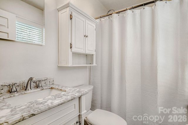 2712 Creekbed Lane, Charlotte, NC 28210