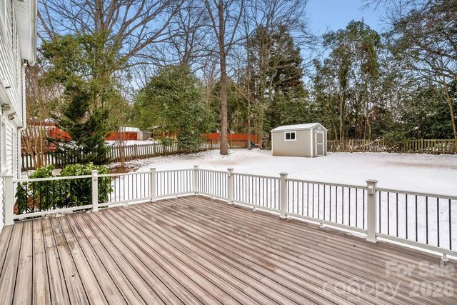 2712 Creekbed Lane, Charlotte, NC 28210