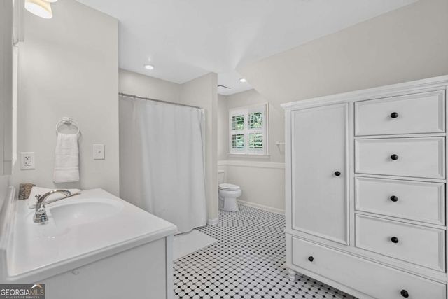 1080 Balmoral Lane, Roswell, GA 30075