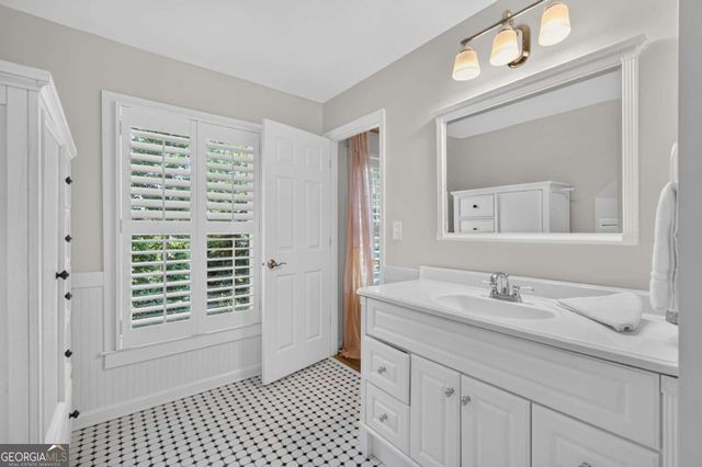 1080 Balmoral Lane, Roswell, GA 30075