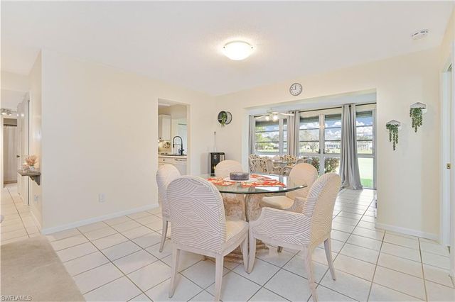 4195 Lakewood BLVD # E16, Naples, FL 34112