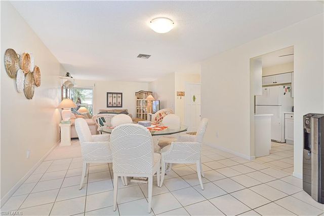 4195 Lakewood BLVD # E16, Naples, FL 34112