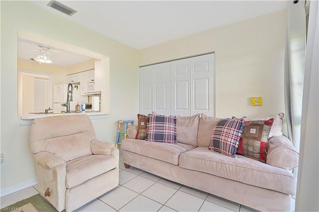 4195 Lakewood BLVD # E16, Naples, FL 34112