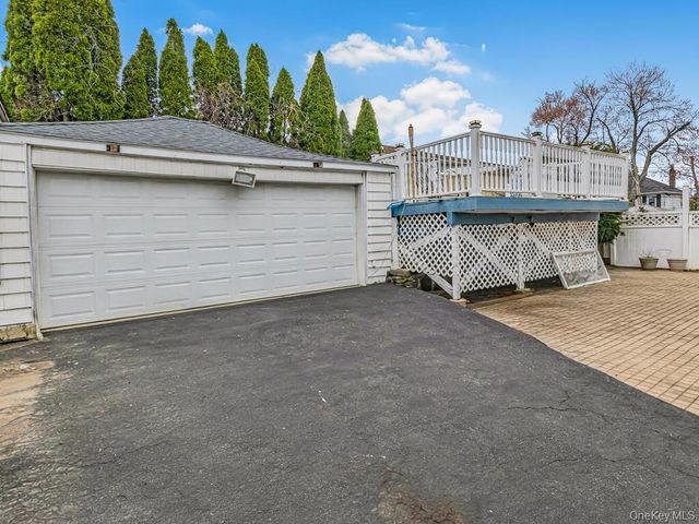 26 Normandy Road, Yonkers, NY 10701