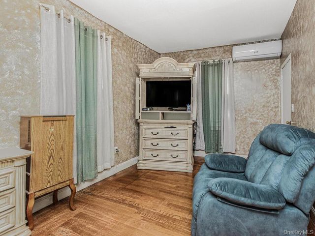 26 Normandy Road, Yonkers, NY 10701
