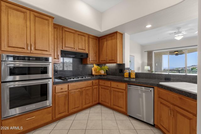 14850 E GRANDVIEW Drive 240, Fountain Hills, AZ 85268