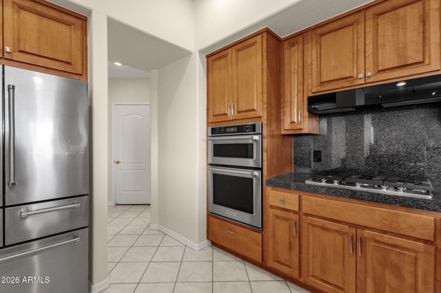 14850 E GRANDVIEW Drive 240, Fountain Hills, AZ 85268