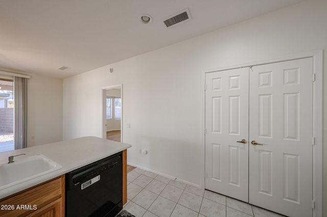 16149 W QUAIL CREEK Lane, Surprise, AZ 85374