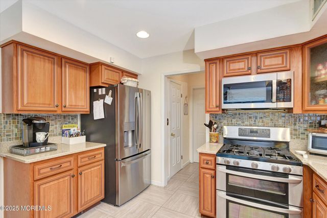 14 Bittersweet Drive, Jackson, NJ 08527
