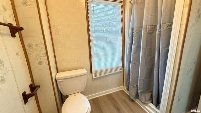 1801 S 1ST Street, Springfield, IL 62704